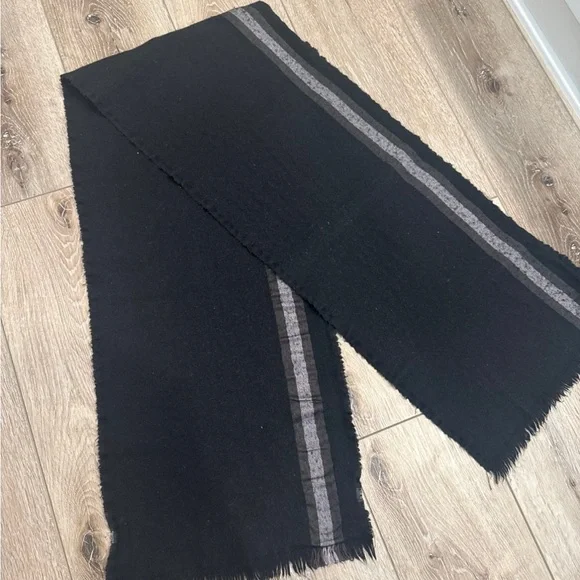 Gucci Black Scarf with Gray Stripe Detail - Picture 10 of 12